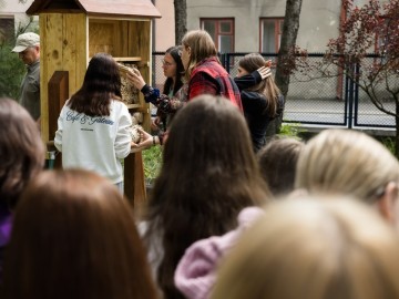 Hotel dla pszczół samotnic w Zespole Szkół Ponadpodstawowych w Przedborzu., 